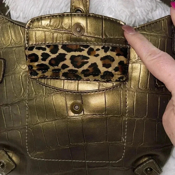 Vintage Y2K Gold Metallic Nine Purse Mobwife Faux croc Handbag Shoulder bag EUC - Picture 3 of 14